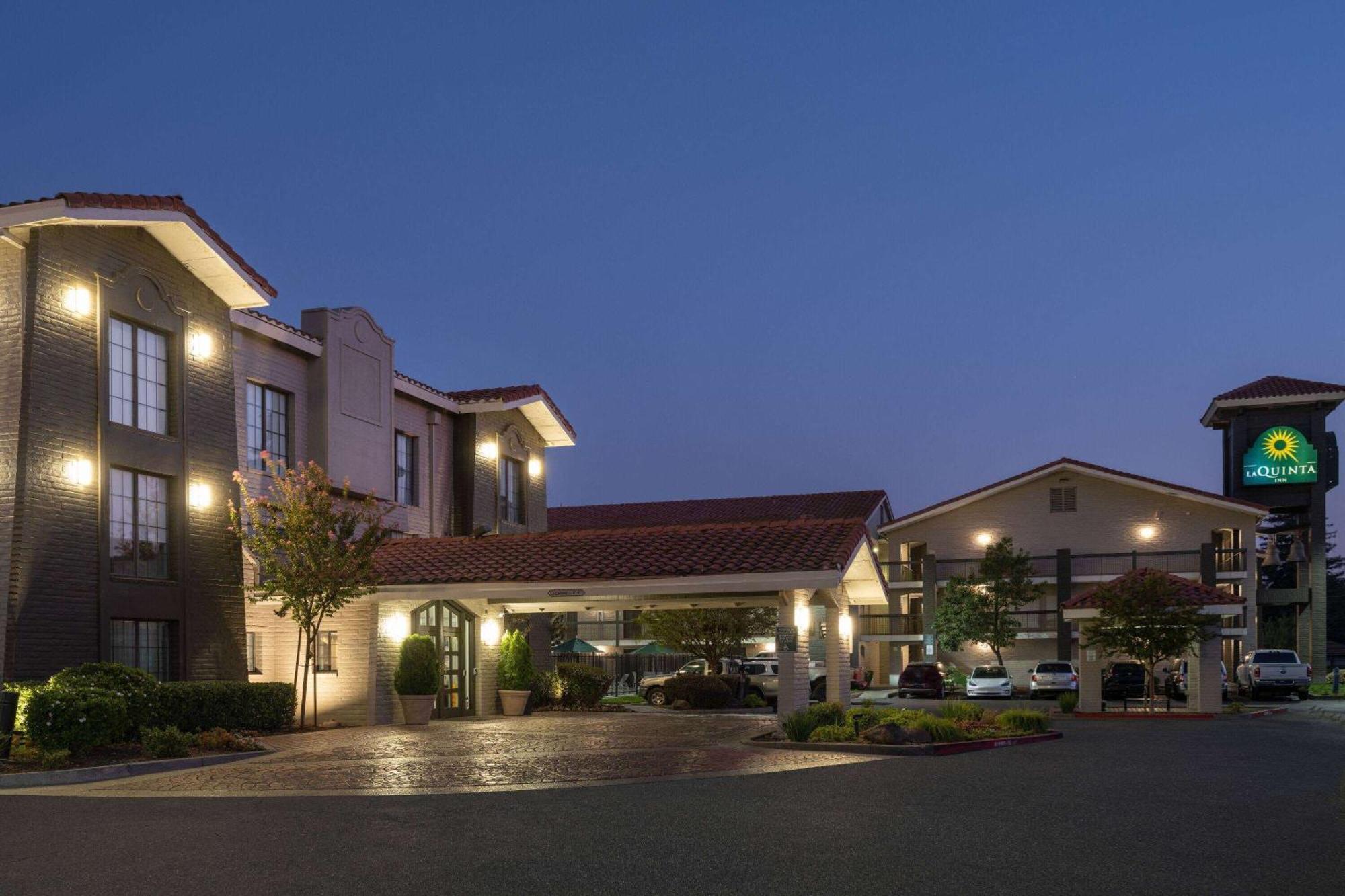 Hotel La Quinta By Wyndham Sacramento North 3*