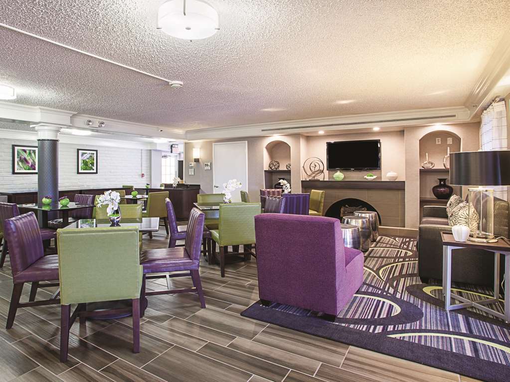 La Quinta By Wyndham Sacramento North Carmichael